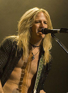 Aldrich performing live with Whitesnake in 2008