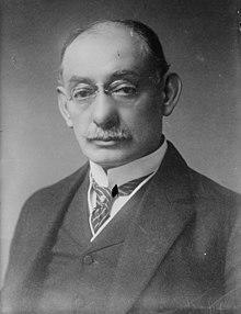 Walter Page LCCN2014697865 (cropped).jpg