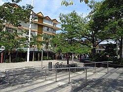 2019 Envigado - Edificios en el Parque Principal de Envigado.jpg