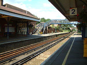 Sway railway station SB.jpg
