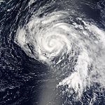 Typhoon Namtheun 2004.jpg