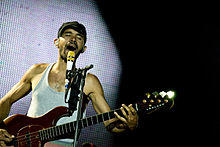 Ben Kenney performing live with Incubus in Madrid.