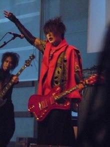 Közi performing in France, 2011