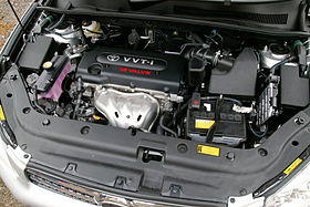 Toyota 2AZ-FE engine 001.JPG