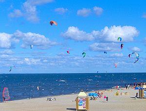 Beach in Puck, with kitesurfers