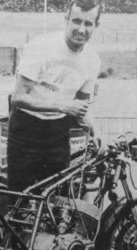 Dave Simmonds portrait.JPG