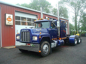 Mack R model.jpg