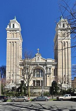 Seattle - Saint James Cathedral pano 01.jpg