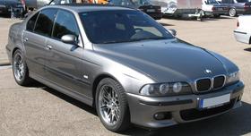 BMW M5 (3783871371) Edited.png