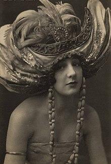 Elsa von Freytag-Loringhoven portrait 3.jpg