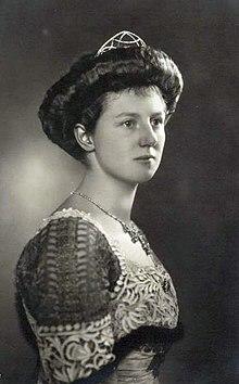 Victoria Adelaide of Schleswig-Holstein duchess of Saxe-Coburg-Gotha.jpg