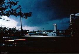 1989 Huntsville Wall cloud 1.jpg