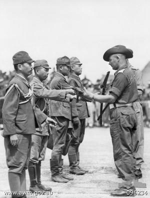 Japanese surrender New Guinea 096234.jpg