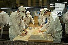 Taiwan 2009 Taipei DinTaiFung Dumpling House at Pacific Sogo ZhongXiao Store FRD 9000.jpg