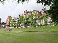SelsdonPark 320x240 Ext-1-.jpg