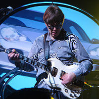 Easton performing with The New Cars, 2006