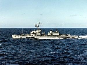 USS Rowan (DD-782) underway in early 1965.