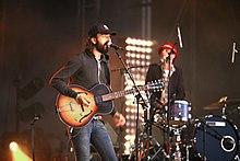 David-Ivar Herman Düne and Neman Herman Düne(Herman Düne) at Route du Rock, August 2007