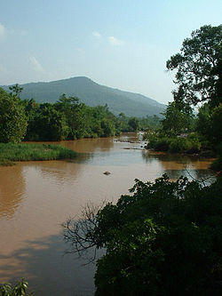 Khek River in Wang Thong.jpg
