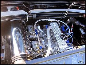 Renault 8 Motor - Engine (4636483097).jpg