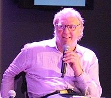 John Hockenberry at New America NYC (Dis)Honesty - The Truth About Lies (19962005979) (cropped).jpg