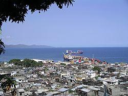 Mutsamudu port1.jpg