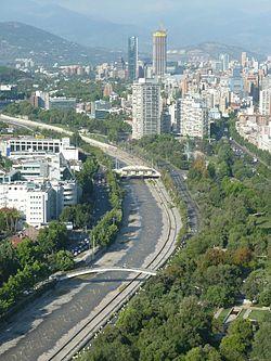 Río Mapocho desde Telefónica.jpg