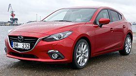 2014 Mazda3 (BM) SKYACTIV hatchback (2014-03-15) 01.jpg