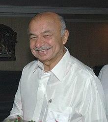 Shri Sushilkumar Shinde, in New Delhi on August 06, 2009 (cropped).jpg