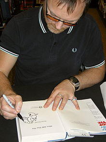 Simon Donald 001.jpg