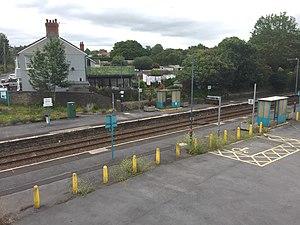 Bynea Station (geograph 6195983).jpg