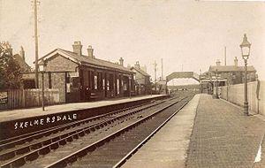 Skelmersdale railway station.jpg