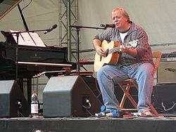 Keneally performing in 2007