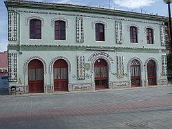 Antigua estación de Manises.JPG