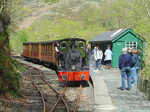 Edward Thomas at Nant Gwernol - 2005-04-29.jpg