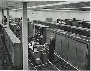 UNIVAC-1103-BRL61-0905.jpg