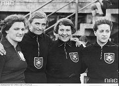 Flakowicz, Wanda. 1938 European Athletics Championships.jpg