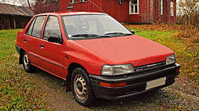 1991 Daihatsu Charade SG Sedan cropped.JPG