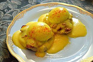 Hollandaise sauce.jpg