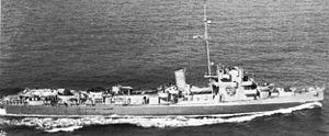 USS Gunason (DE-795) underway c1945.jpg