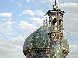 گنبد و گلدسته زیبای آستان شاهزاده قاسم فسا.jpg