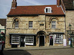 Jew's House, Lincoln - geograph.org.uk - 46607.jpg