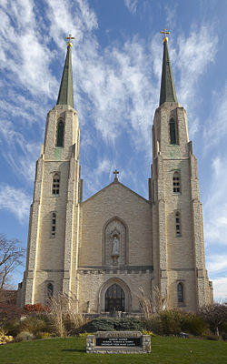 Catedral Católica de la Inmaculada Concepción, Fort Wayne, Indiana, Estados Unidos, 2012-11-12, DD 02.jpg