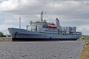 RFA Fort Austin (A386), West Float, Birkenhead (geograph 4555449).jpg