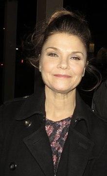 Kathryn Erbe (2016) (cropped).jpg