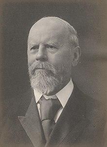 Sir John Edwin Sandys.jpg