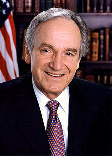 Tom Harkin official portrait.jpg