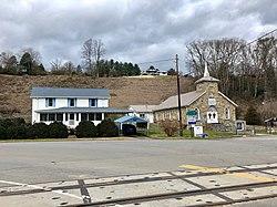 Moody House and Store, Whittier, NC (32766796188).jpg