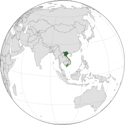 Map of Đại Việt in 1770 under the reign of emperor Lê Hiển Tông which also showed the division of Vietnamese territory among Nguyễn lords in Cochinchina, Trịnh lords in Tonkin.