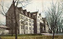 FerryHallSchool-Campus1912.jpg